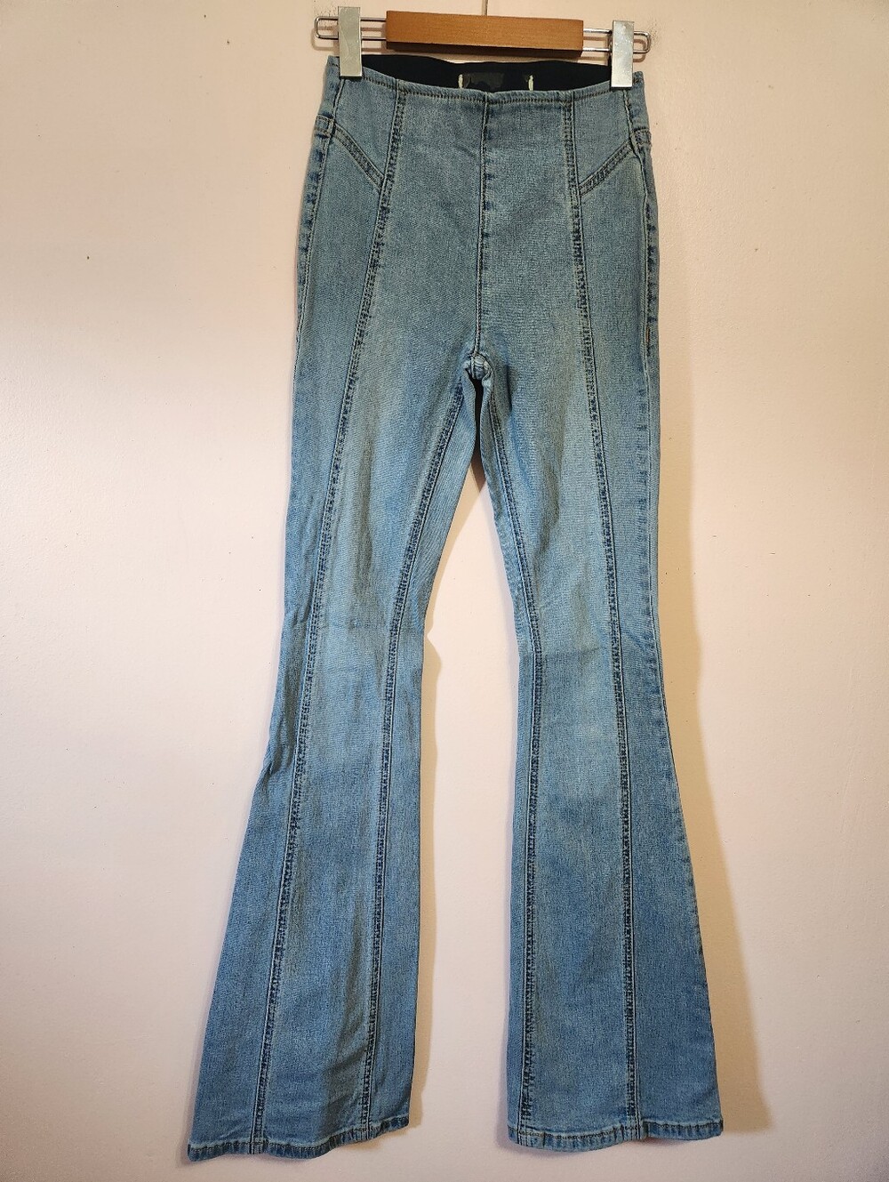 Rock & Roll Denim Pull-On Flare Jeans Western High Rise Med Wash Bell Bottoms